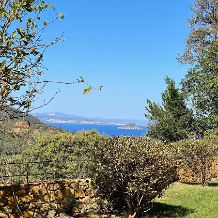 Lantgård Le Sughere Rio Marina